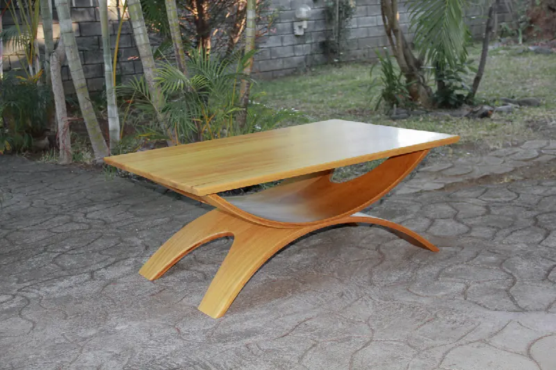 Table basse et sellette en iroko