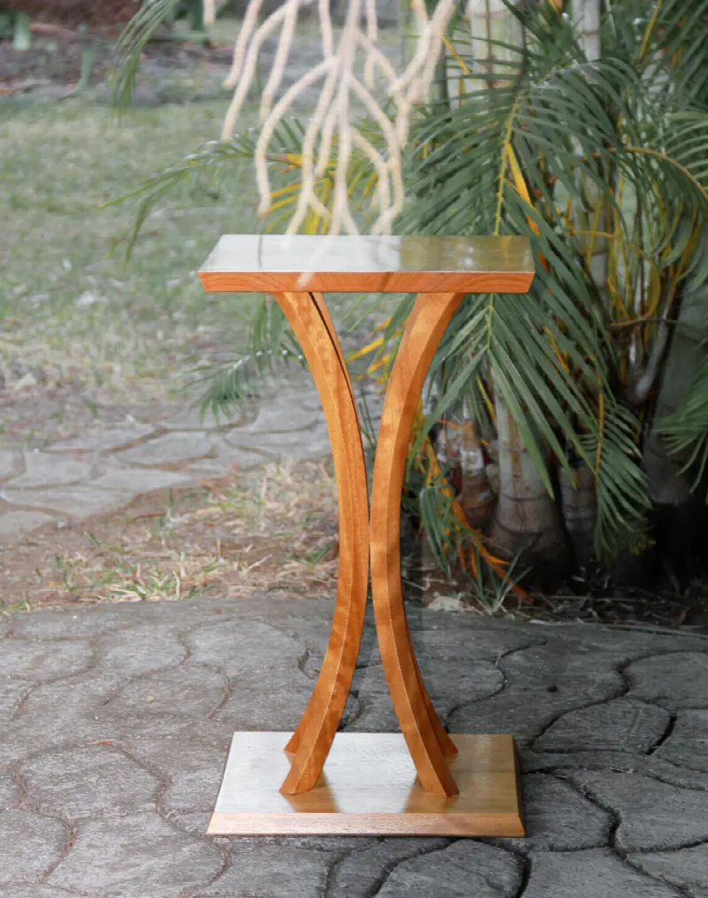 Table basse et sellette en iroko